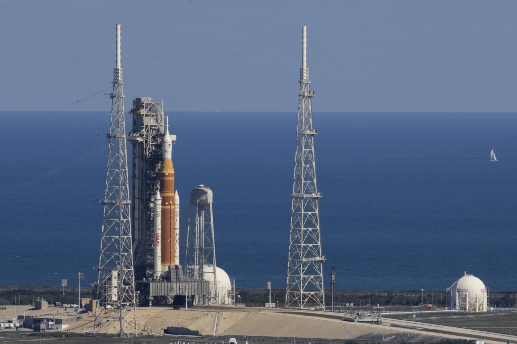 NASA Artemis II on the launch pad