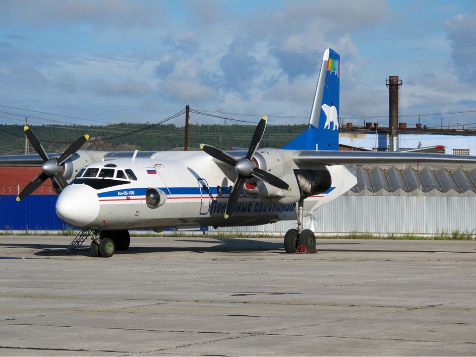 Polar Airlines Antonov An-26