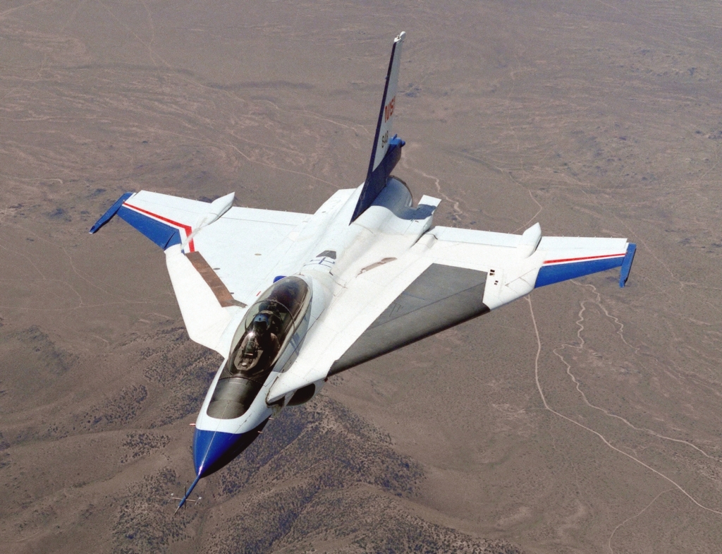 Prototype General Dynamics F-16XL