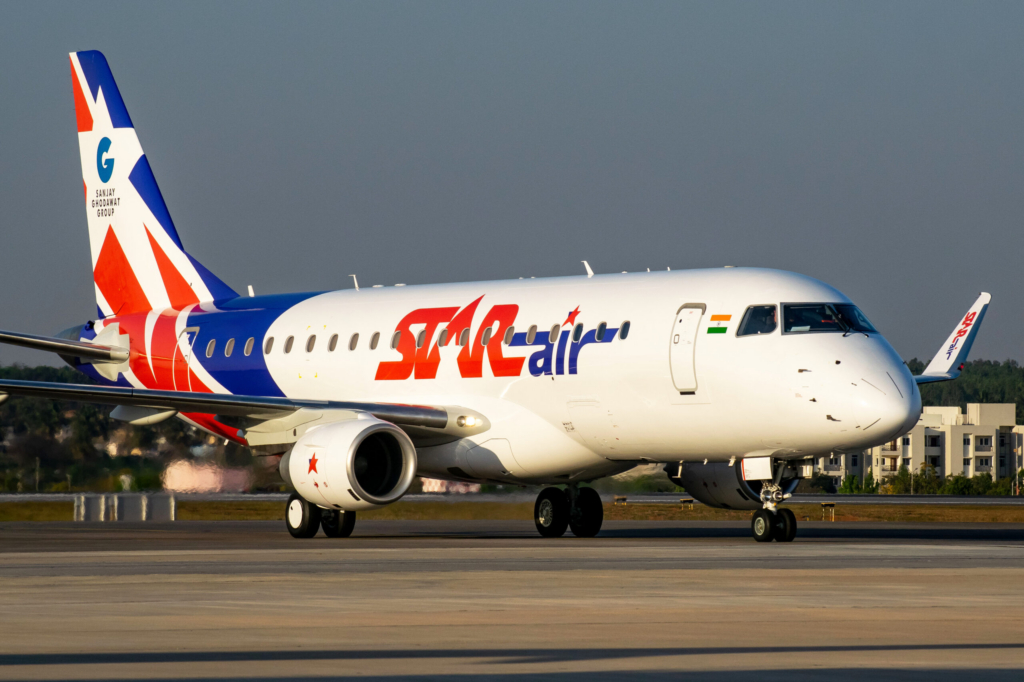 Star Air Embraer E175 by Azorra