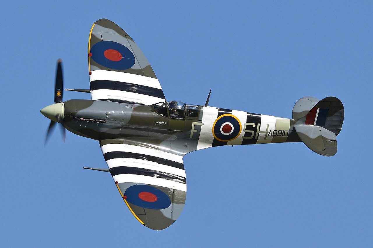 BBMF Spitfire AB910