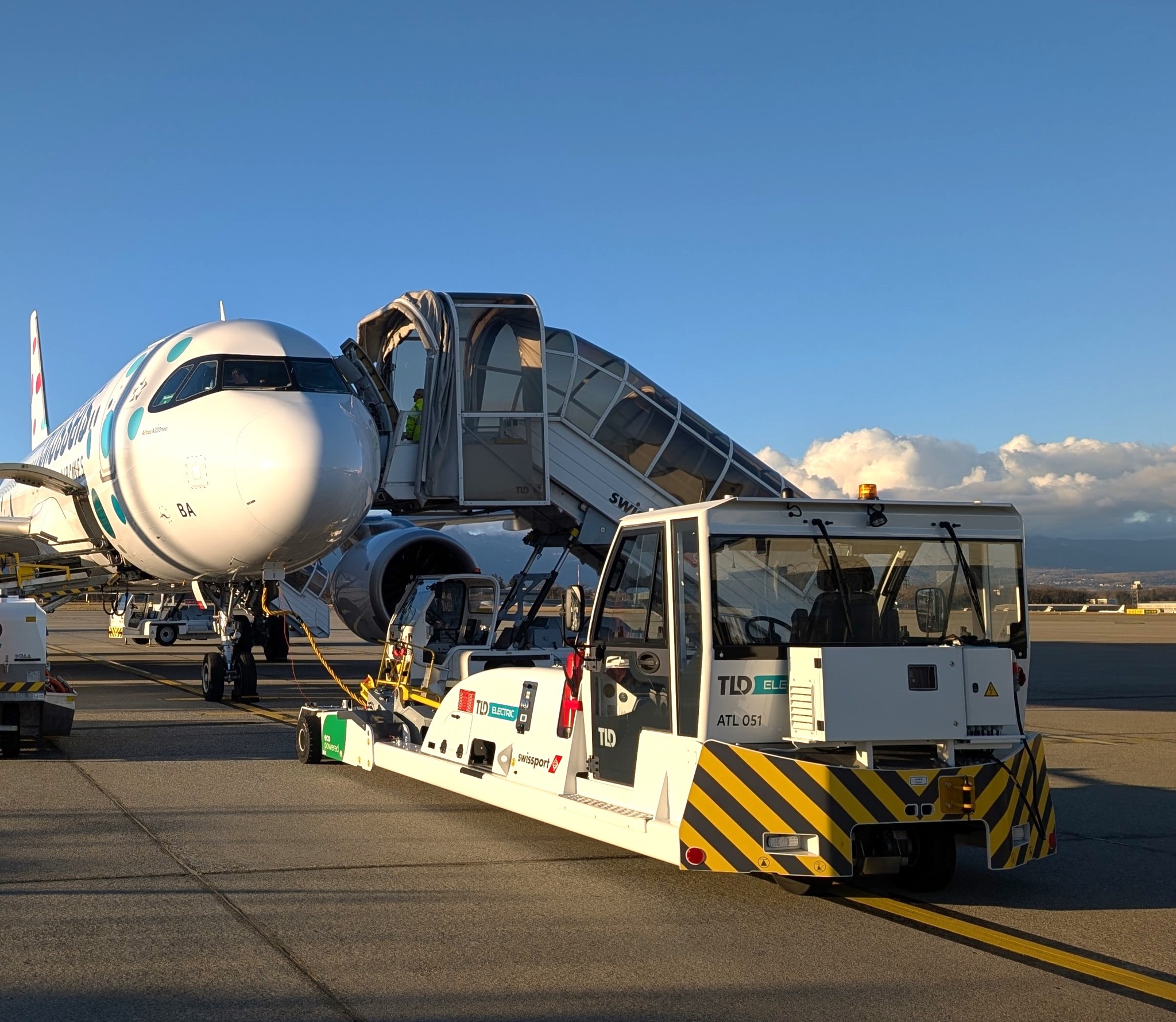 Swissport electric ground support vehicles