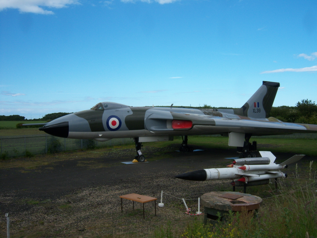 Avro Vulcan B2 (serial XL319) on external display at the North East Land, Sea and Air Museum in Tyne and Wear on 27 June 2015. Image: Wikimedia Commons/Ultra7