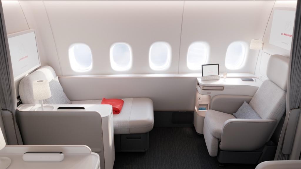Air France La Première cabin Boeing 777-300ER