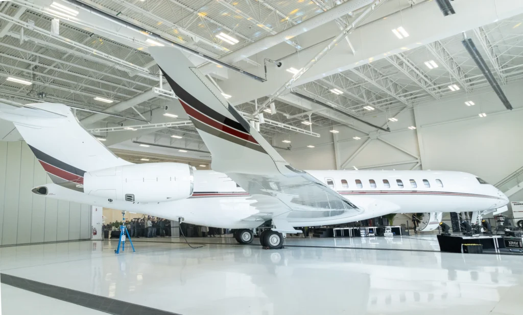 NetJets Bombardier Global 8000