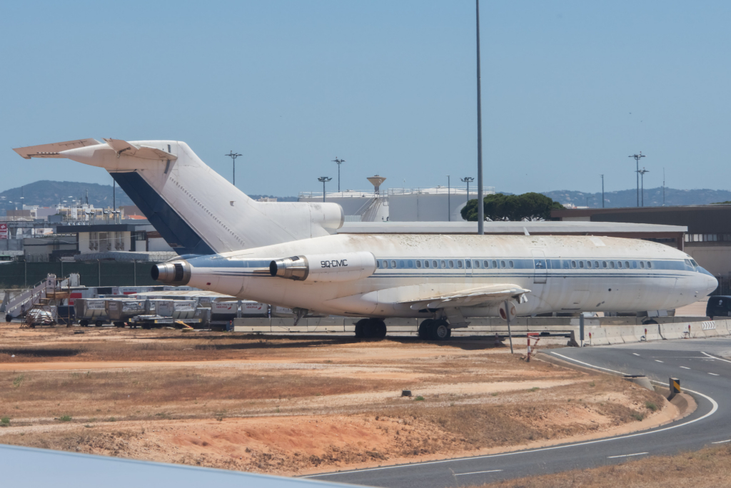 Jean-Pierre Bemba Boeing 727 abandoned at Faro Airport