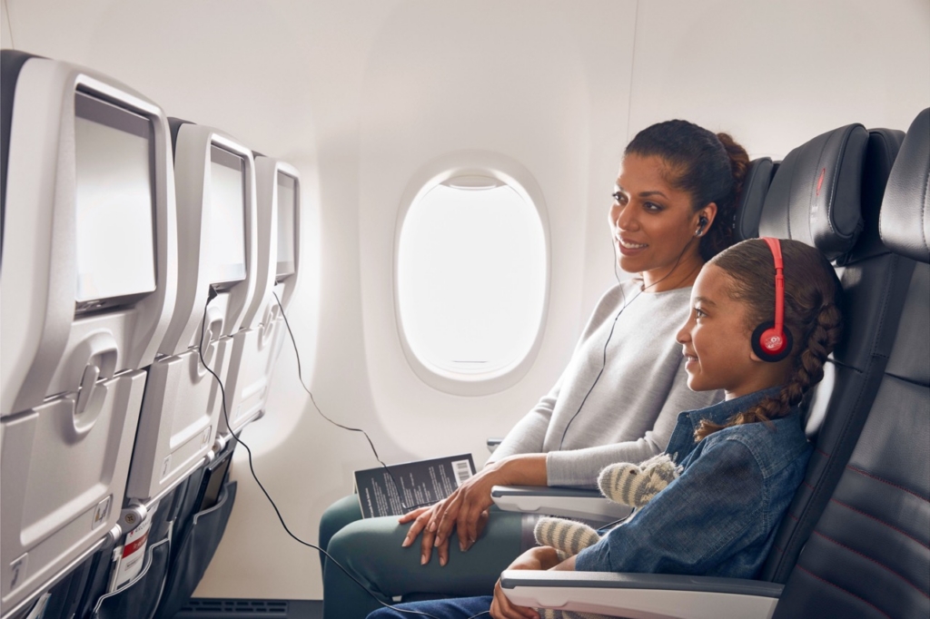Air Canada Rouge new cabin experience Boeing 737 MAX 8