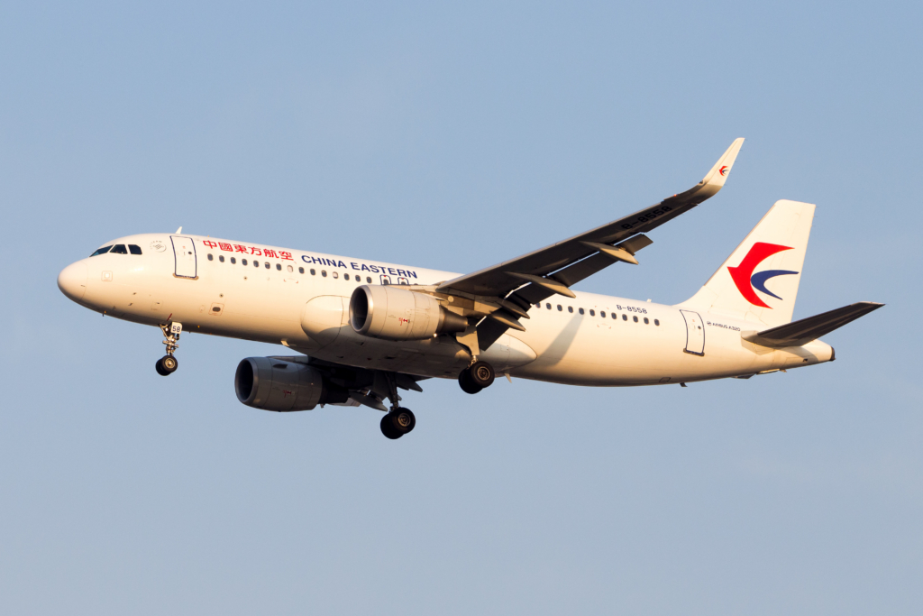 China Eastern Airlines Airbus A320-214 (A320) "CEO" with Sharklets,  B-8558