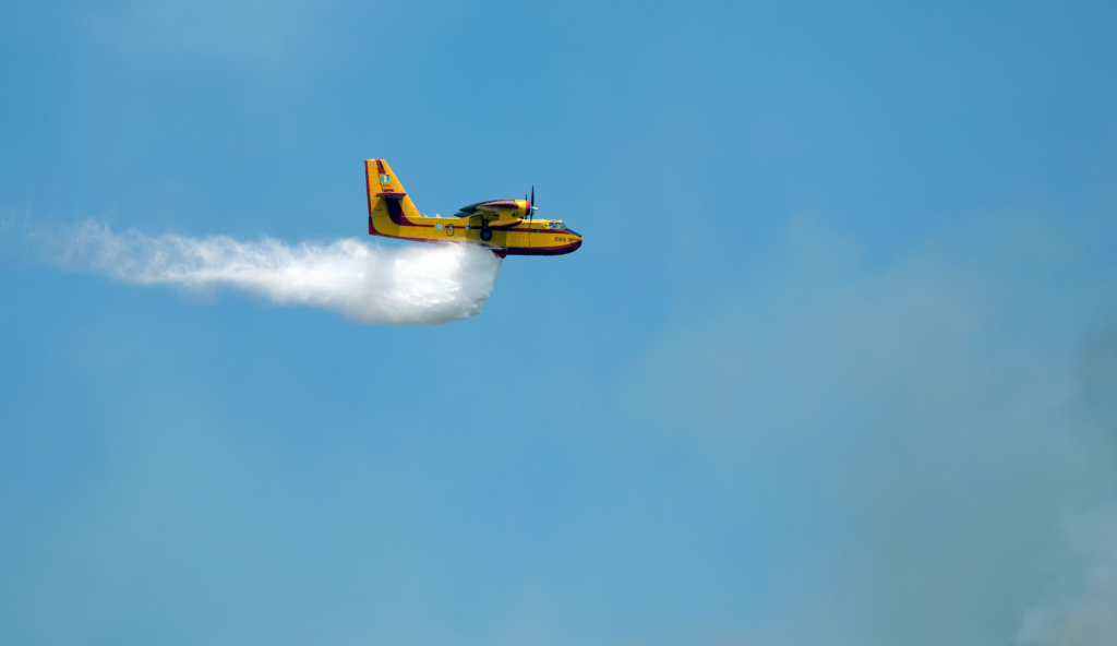 Canadair L-215 in action