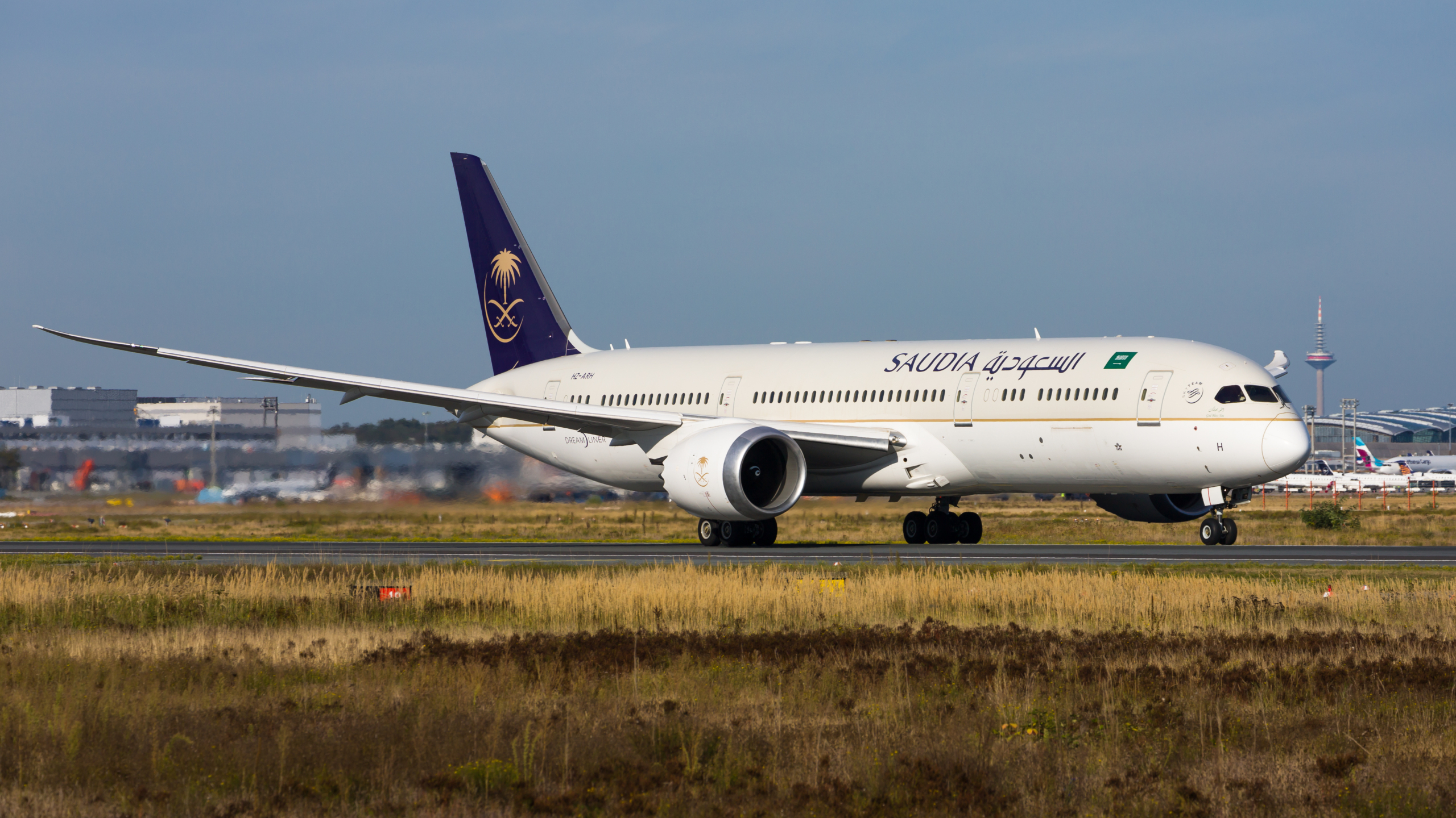 Saudia Boeing 787-9 Dreamliner on Startbahn West of Frankfurt Airport (FRA, Germany) on 23.9.2021