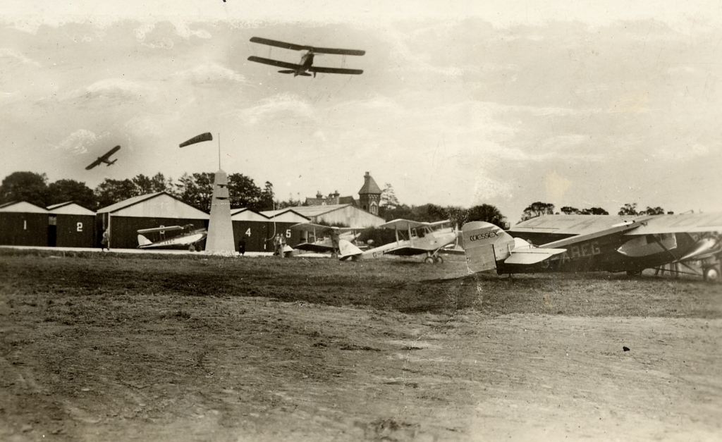 Cambridge Airport opening 1929