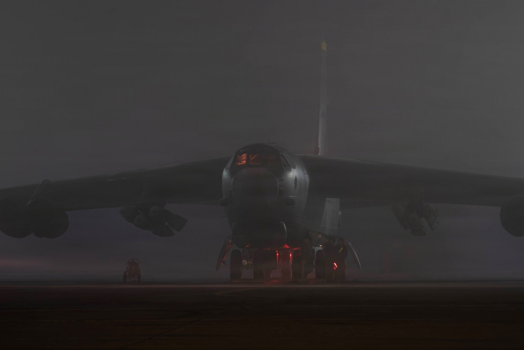 B-52 Statrofortress readying