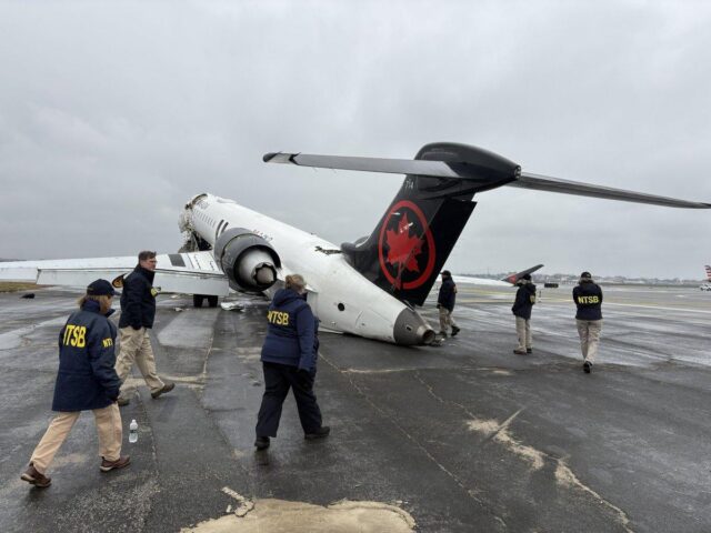 NTSB investigators on site at LaGuardia examining Air Canada Express jet