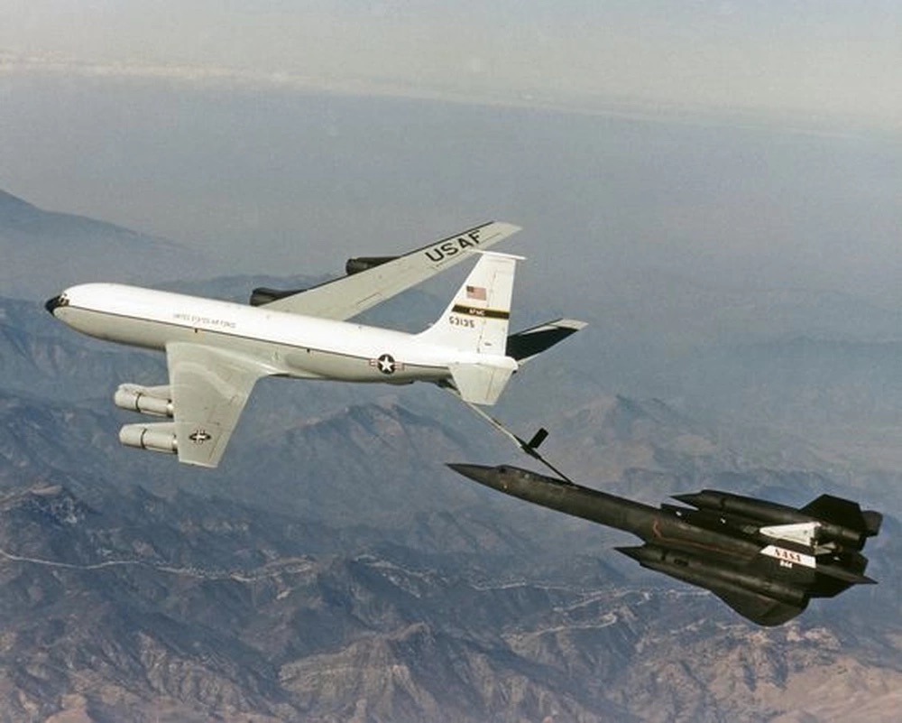KC-135 aerial refuelling tanker back when it carried parachutes for crew