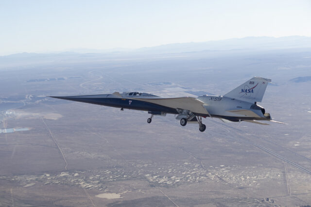 NASA’s innovative X-59 QueSST demonstrator cruises high above the Mojave Desert in California during its maiden flight – which lasted 67 minutes and allowed initial in-flight systems and performance checks to be completed – on October 28, 2025. Further flights will continue to expand the flight envelope of the X-59. Image: NASA/Lori Losey