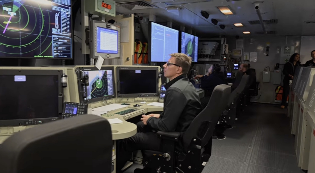 New Zealand defence force tracking Aurora spaceplane from naval ship