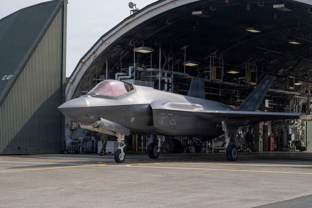 US AIr FOrce F-35A lands at Misawa in Japan