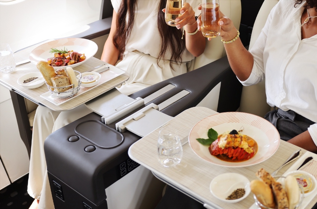 beOnd all business airlines inflight catering