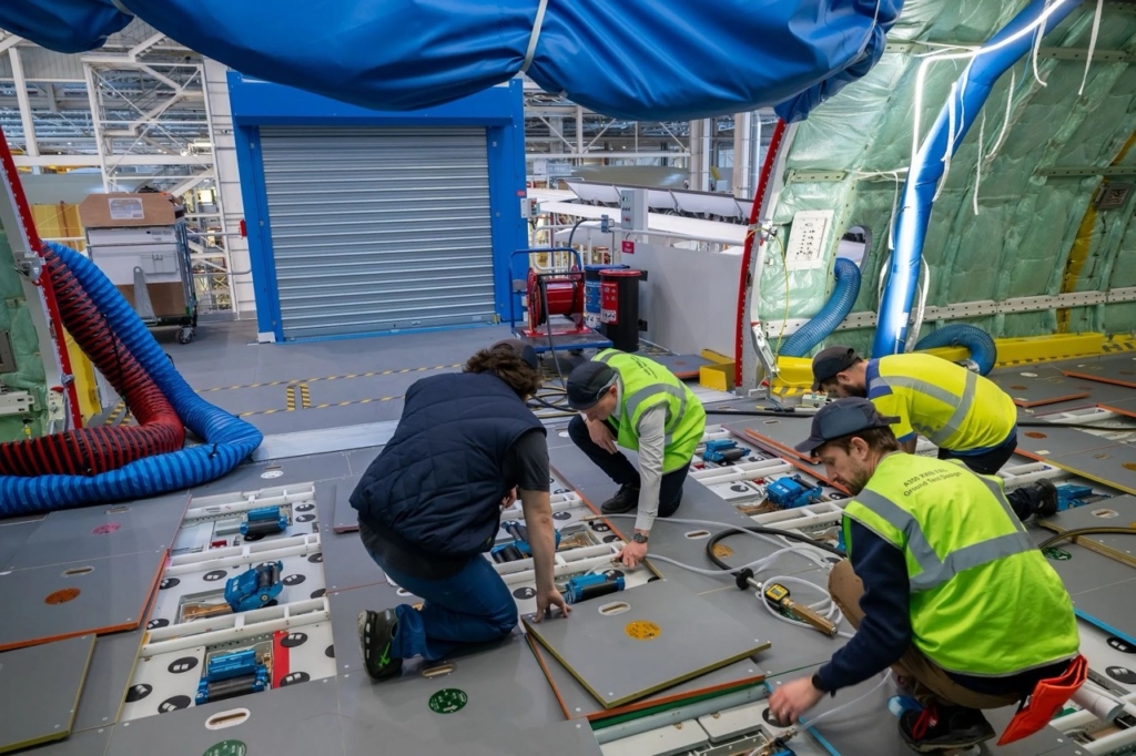 A350F MSN701 water test