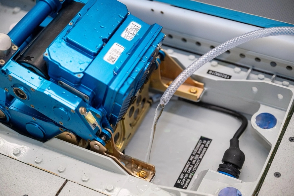 A350F MSN701 water test