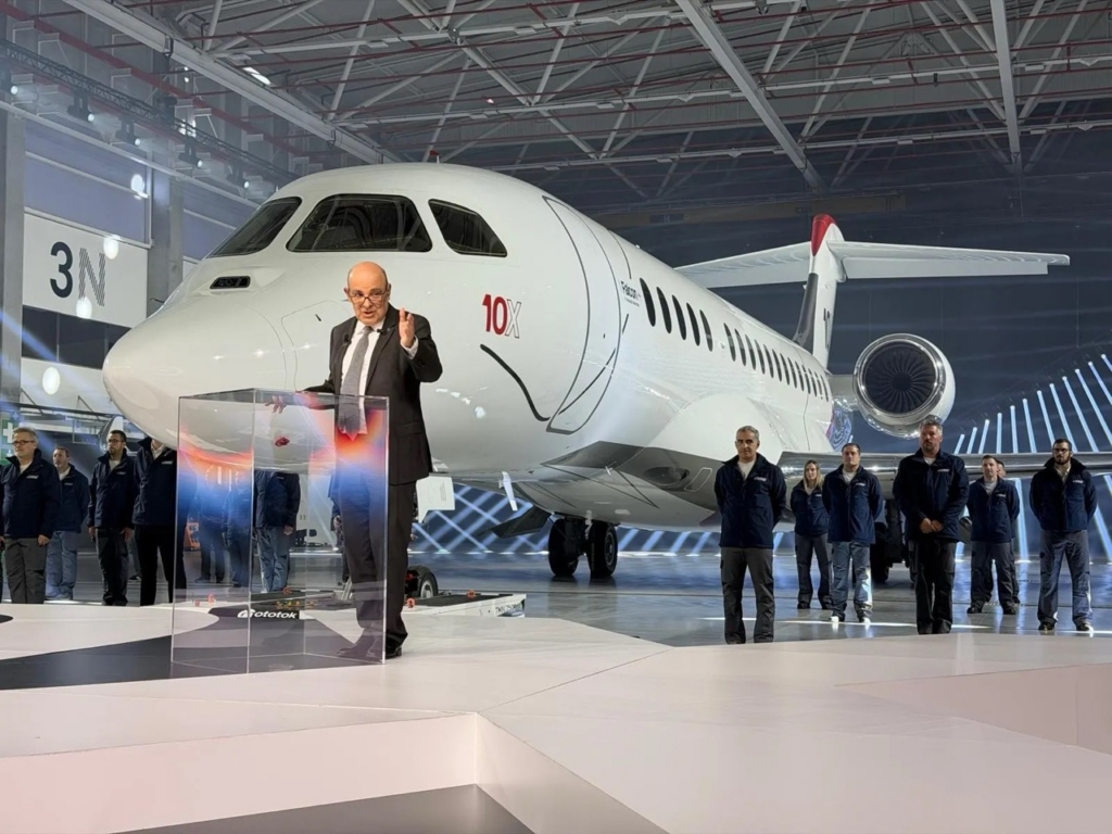 Dassault Falcon 10X unveiling