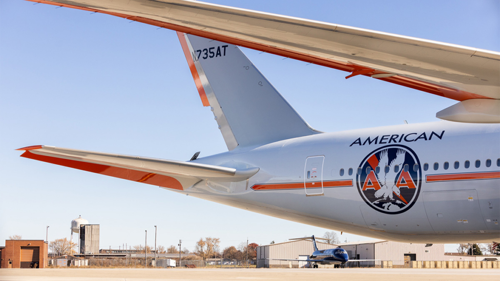 American Airlines Flagship DFW 777-300ER