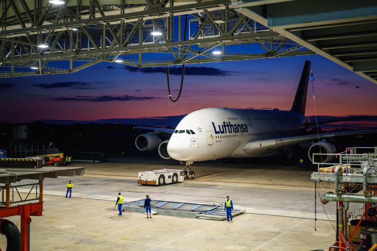 Lufthansa retrofitted A380 with new business class