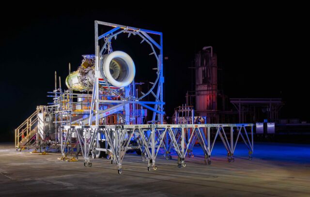 Rolls-Royce easyjet hydrogen engine tests