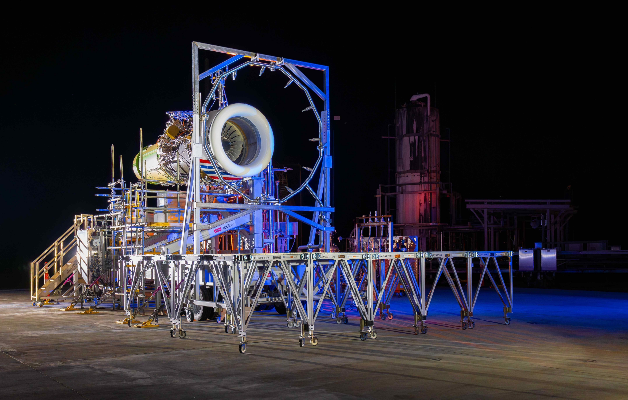 Rolls-Royce easyjet hydrogen engine tests