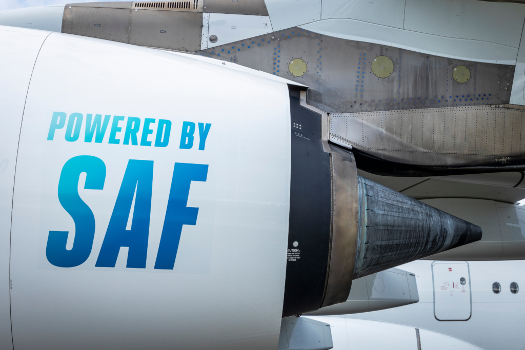 Engine with sustainable aviation fuel SAF