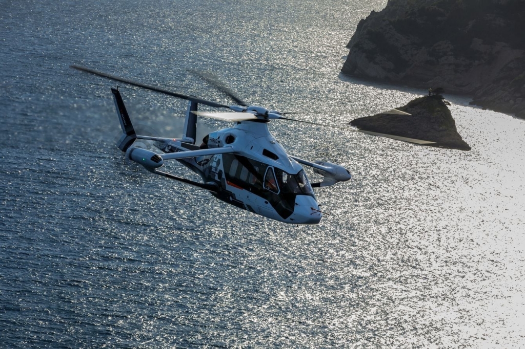 Airbus racer test flights with military pilots 2