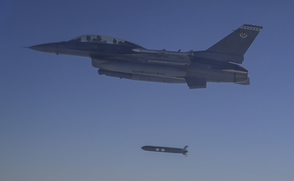 Eglin Test Team Rapidly Expands F-16 Readiness