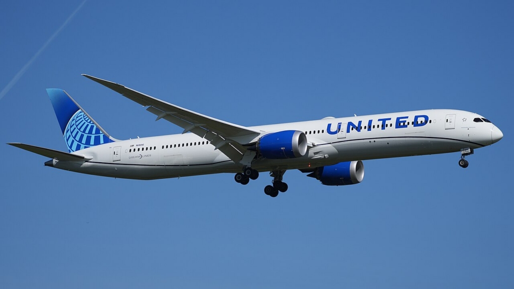 United 787-10