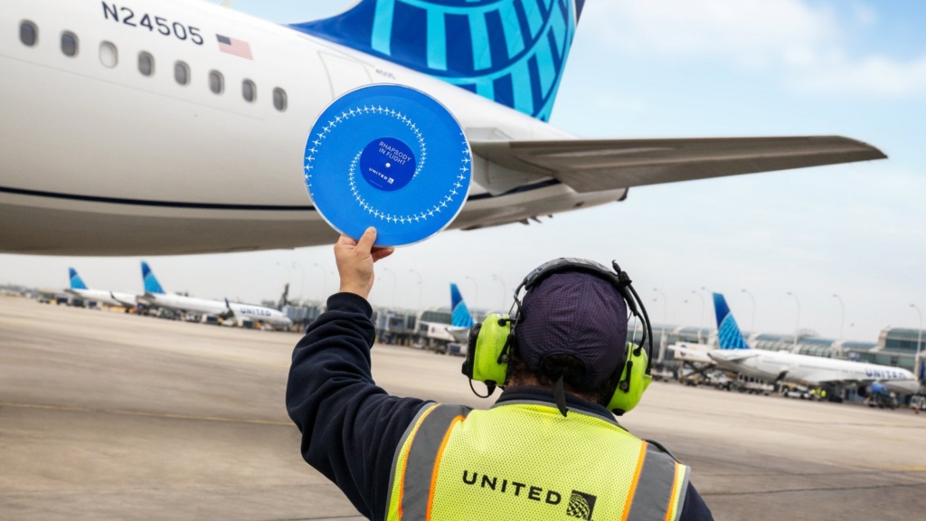 United airlines 100 years anniversary record