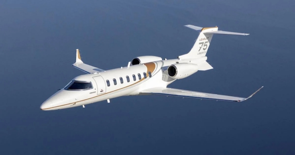 Learjet 75