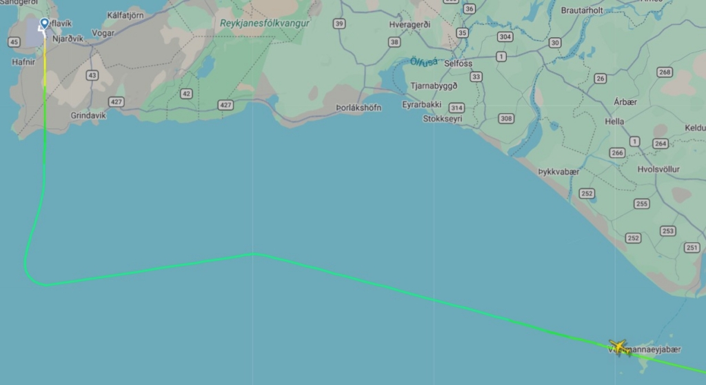 Icelandair flypast route