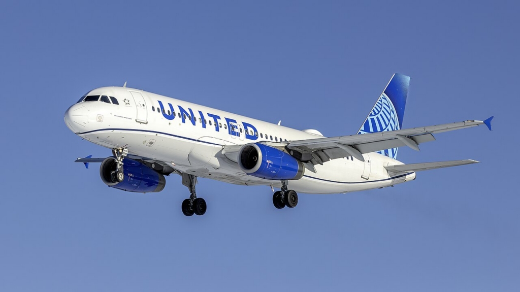 United Airbus A320