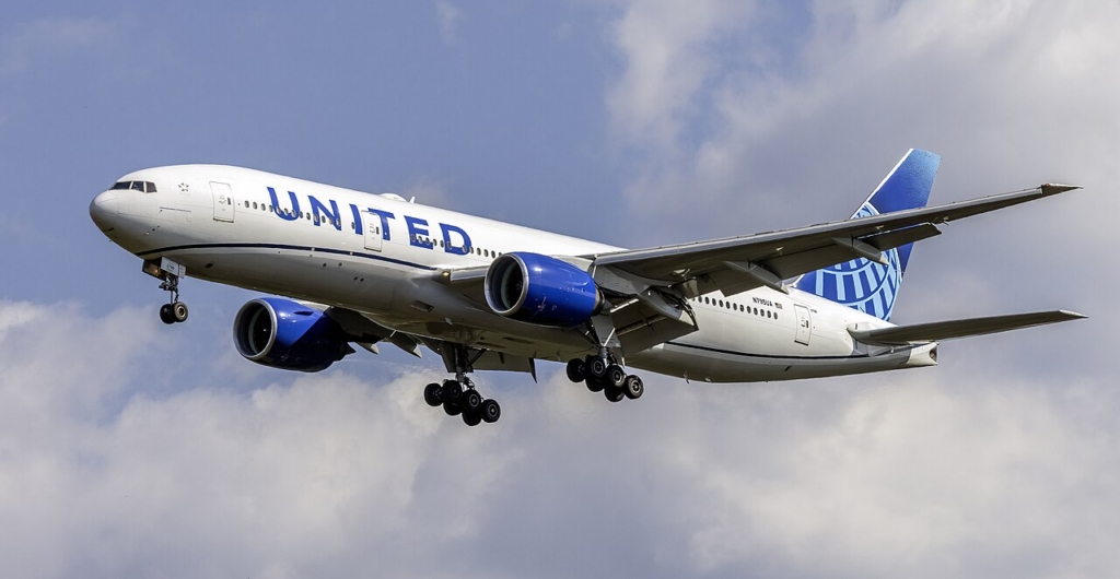 United 777-200ER