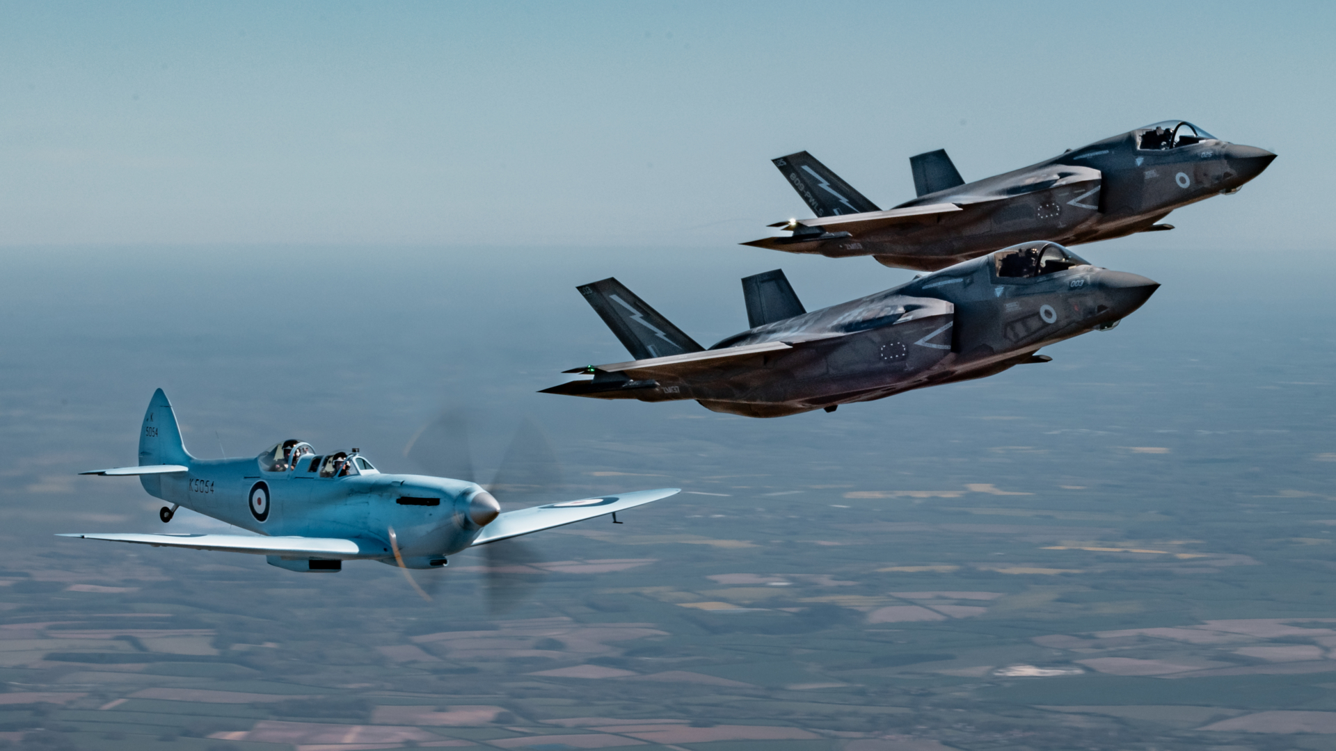 Spitfire and RAF F35