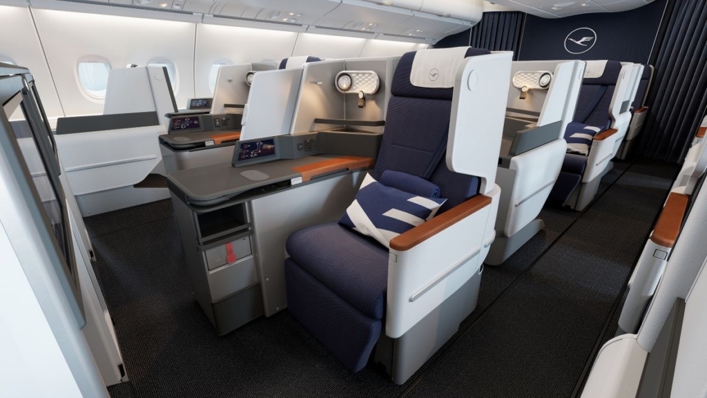 Lufthansa's new Thompson Vantage XL seats in A380 business class