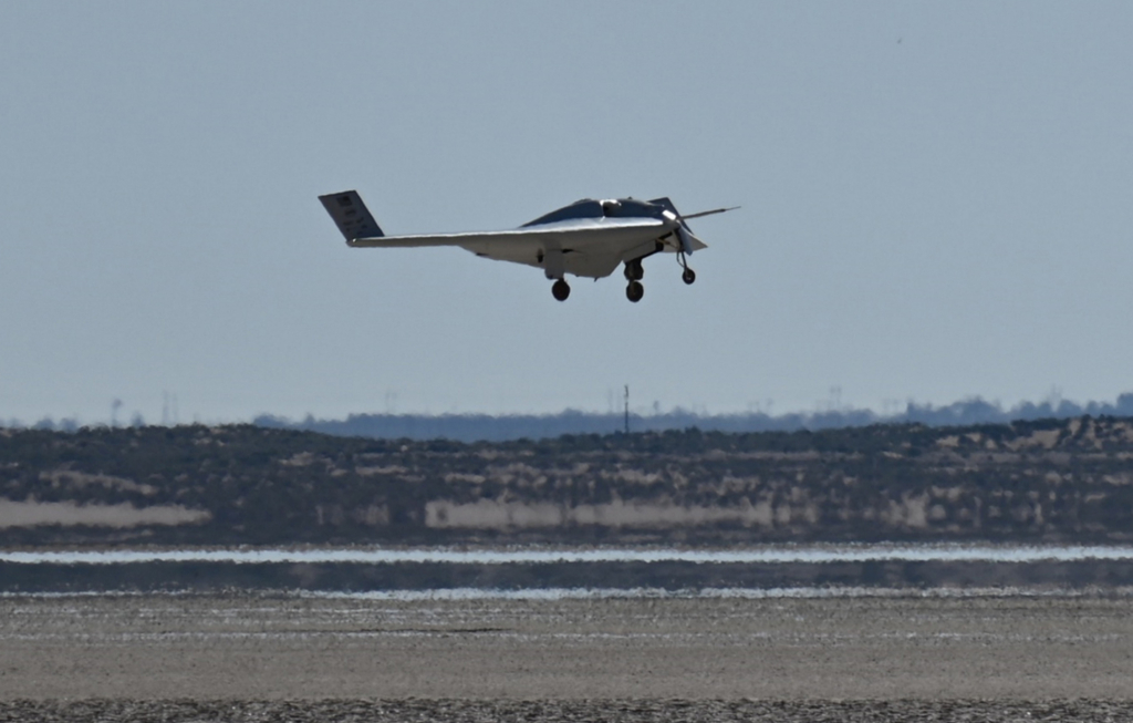 DARPA XRQ-73 test flight