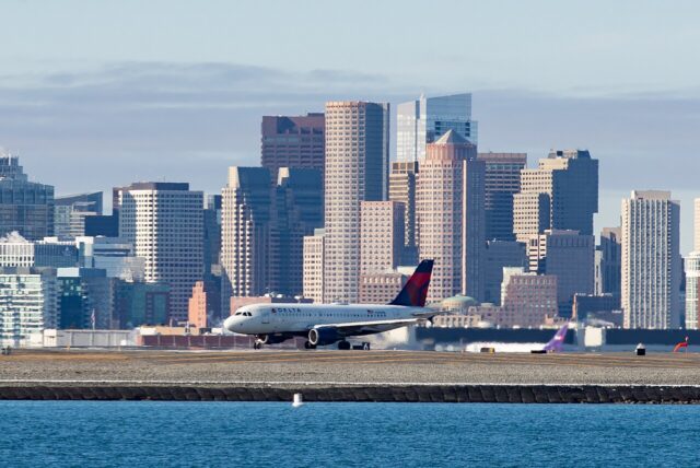 Delta N362NB taxiing for takeoff from Boston Logan International Airport