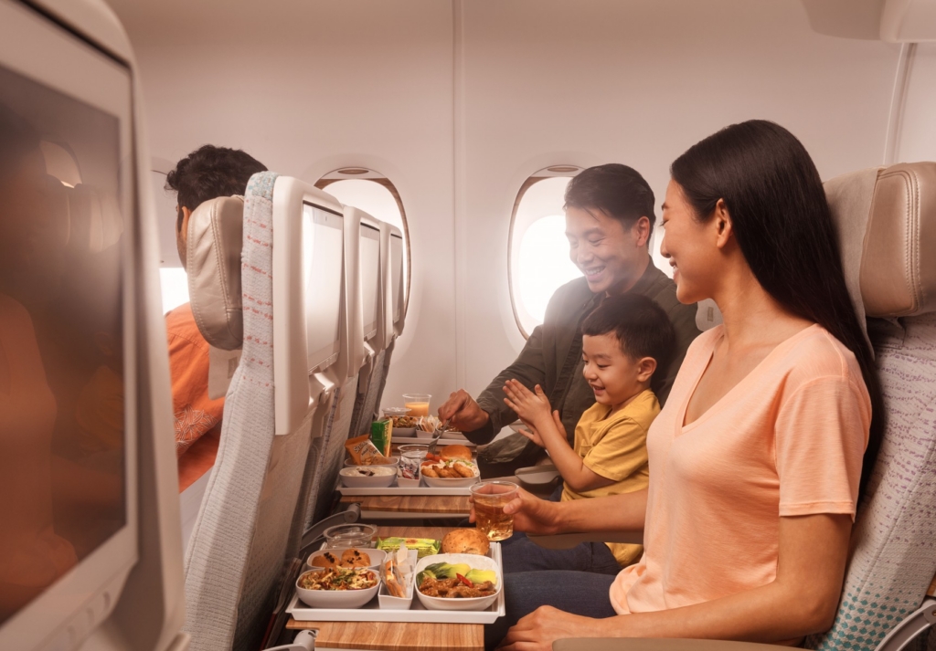 Emirates airline meals and catering onboard