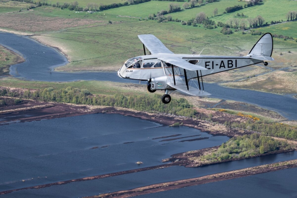 Aer Lingus Iolar in flight