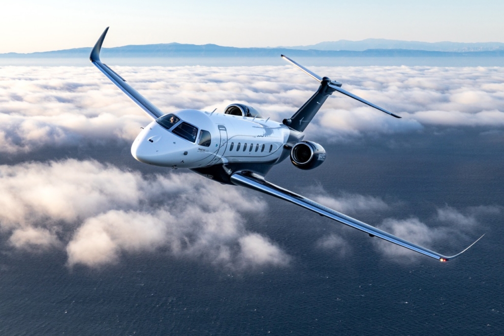 Praetor 600E in flight