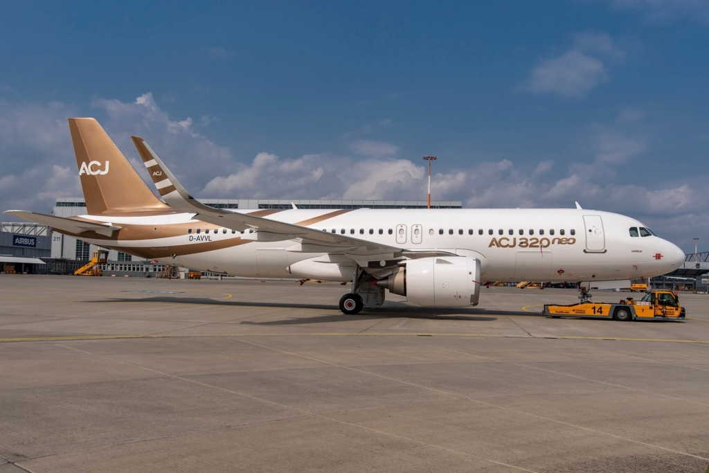 1st ACJ320neo