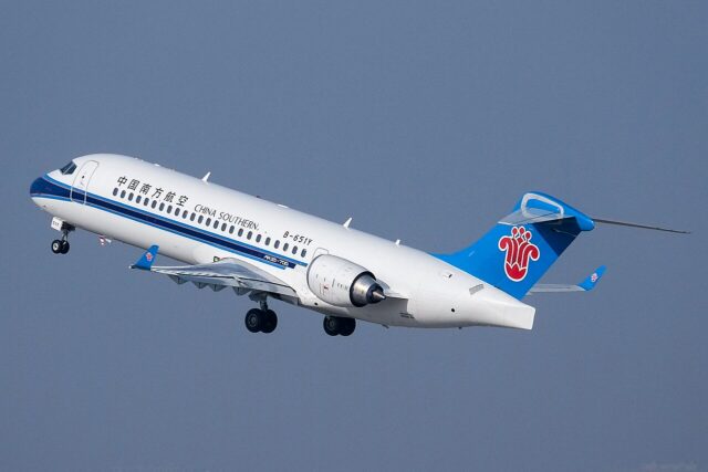 COMAC C909