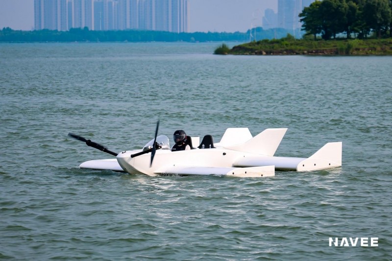 Navee Waveflyer wing in ground effect seaplane