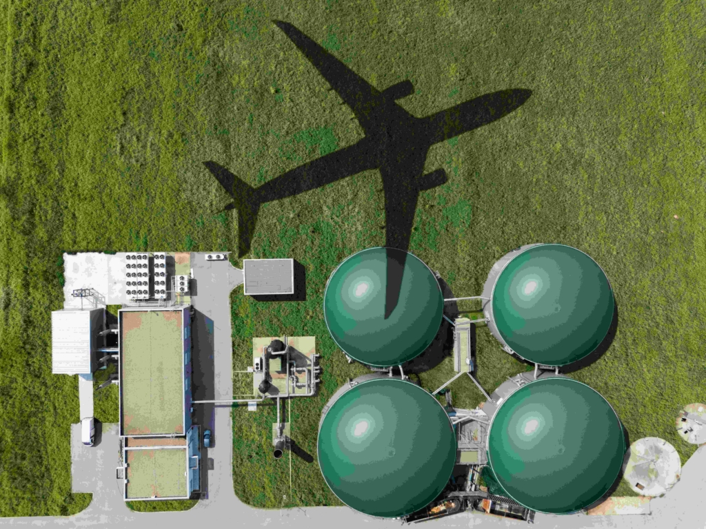 Passengers say they want greener flights, but airlines still struggle to sell SAF