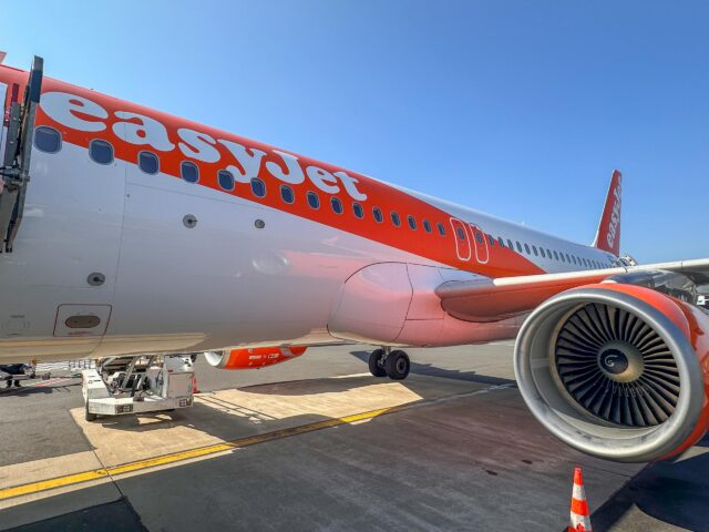 easyJet A320